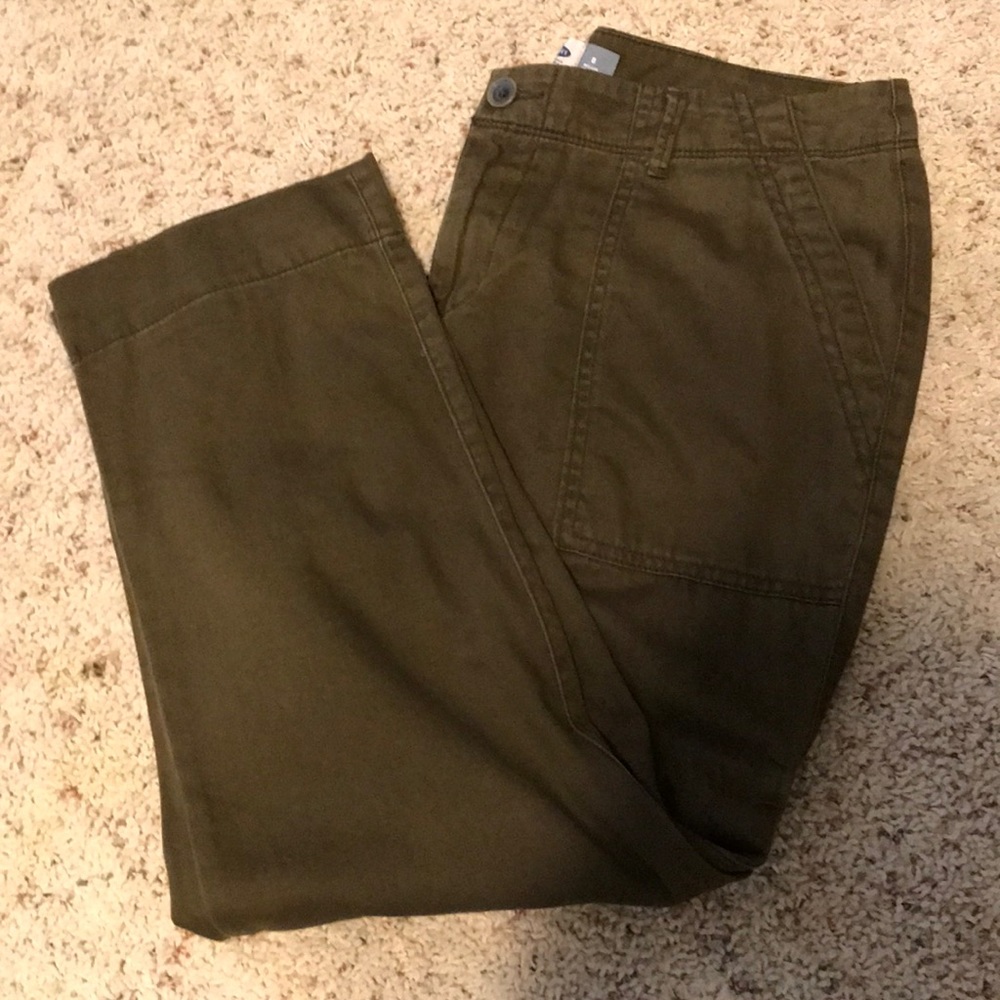 Old Navy Capris pants
